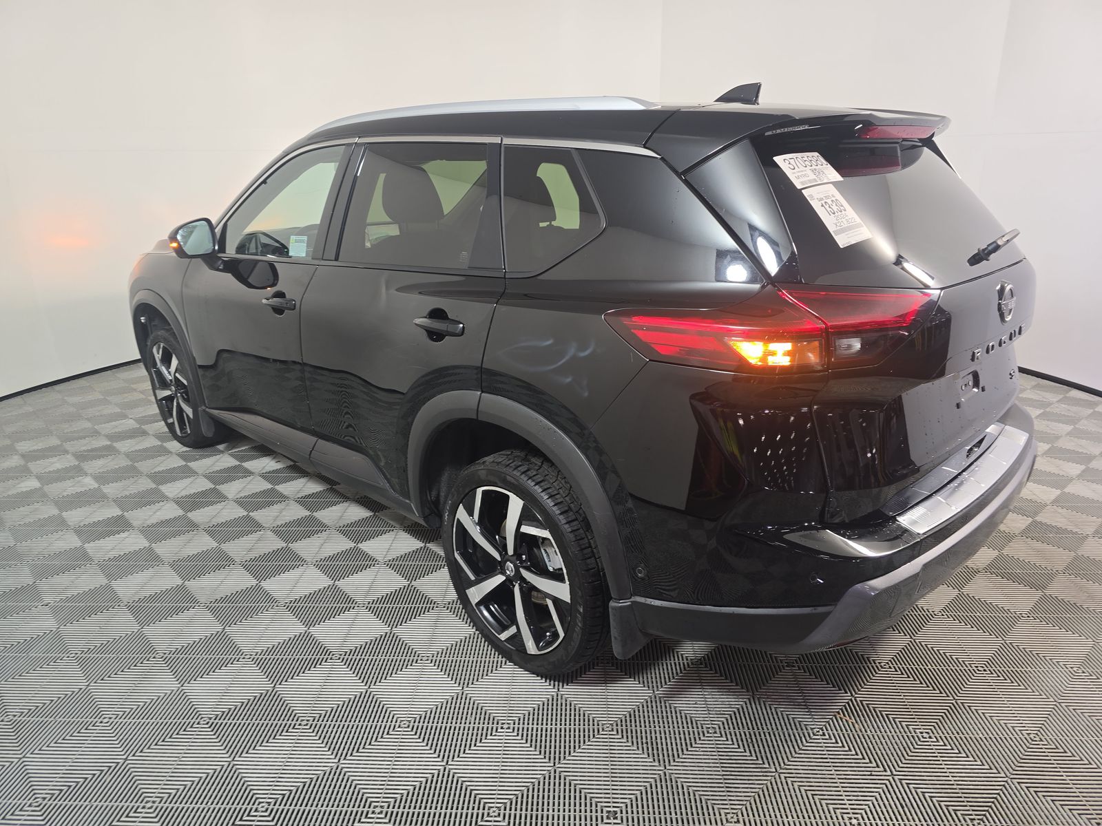 2024 Nissan Rogue SL FWD