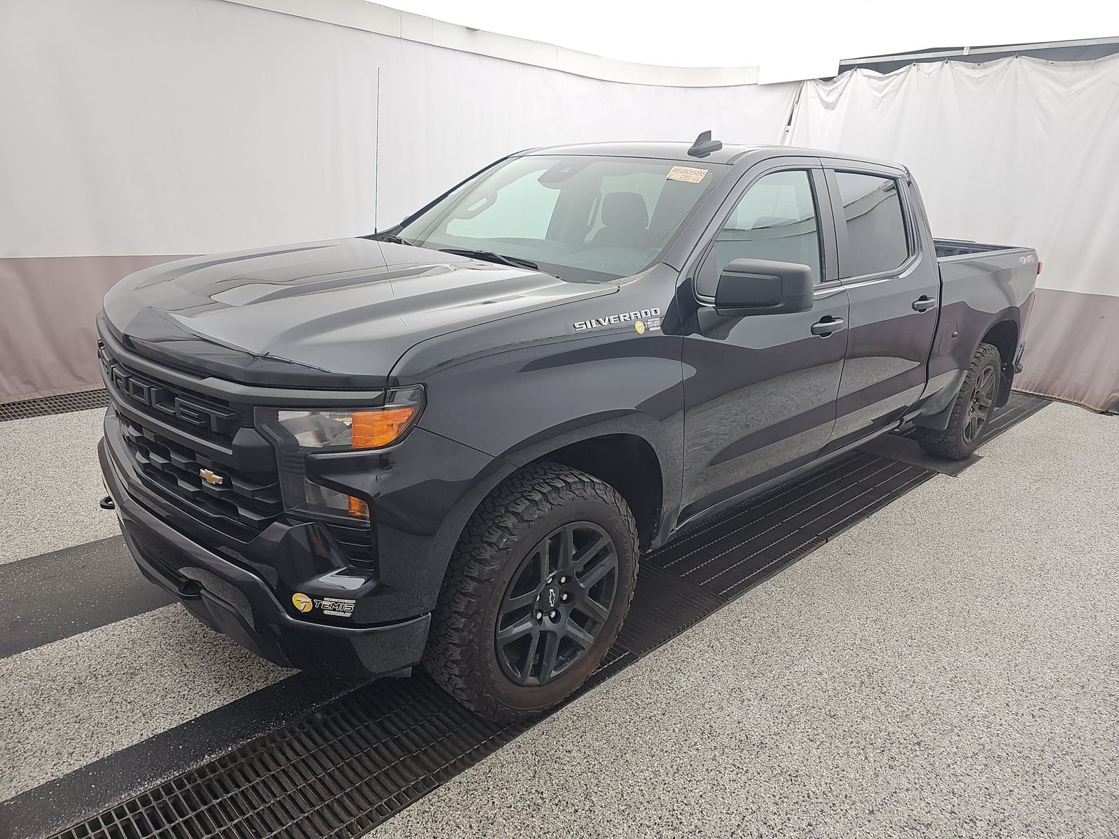2023 Chevrolet Silverado 1500 Custom AWD