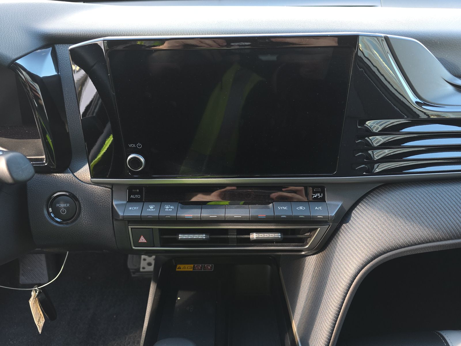 2025 Toyota Camry SE AWD