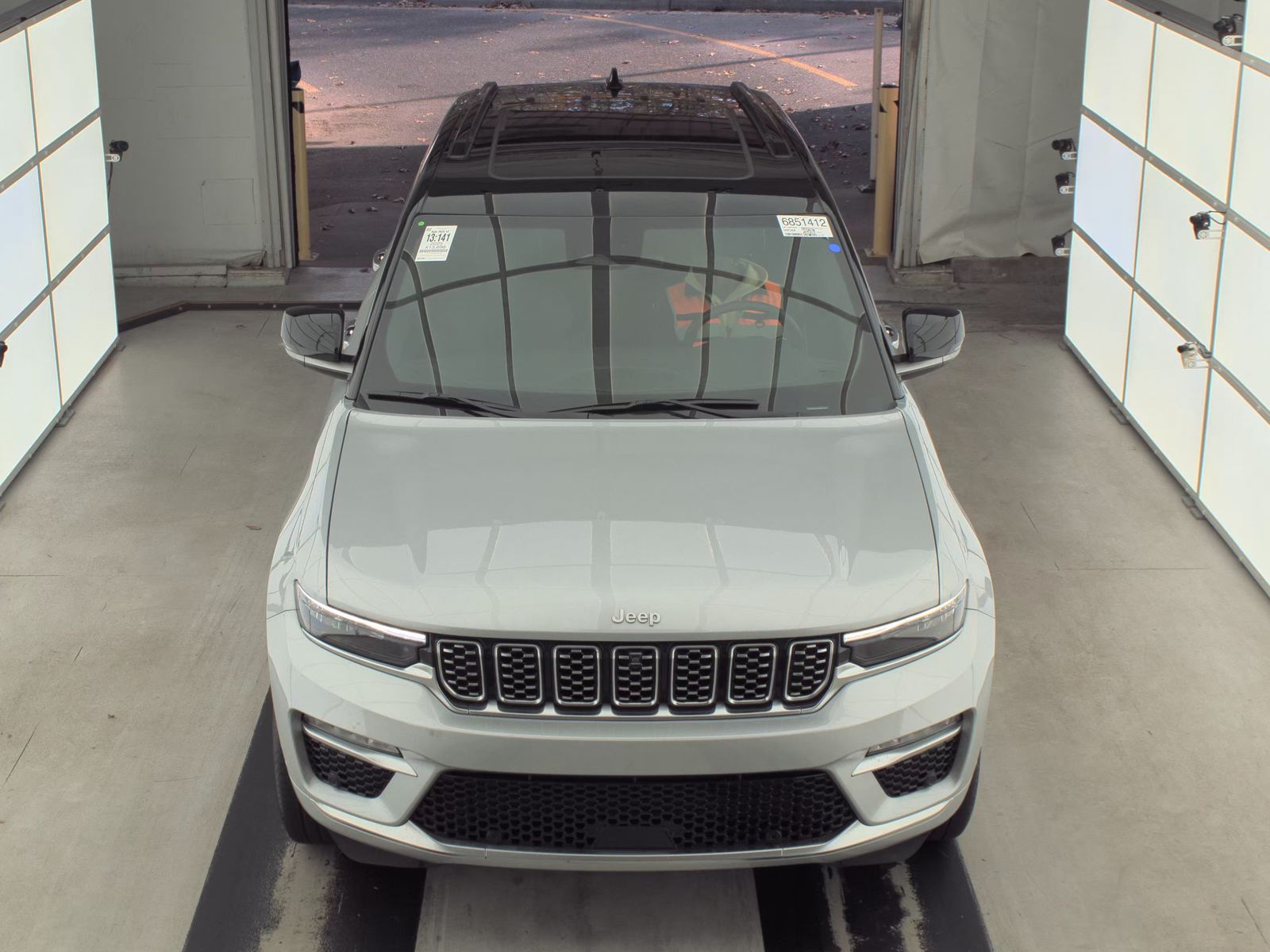 2025 Jeep Grand Cherokee Summit AWD