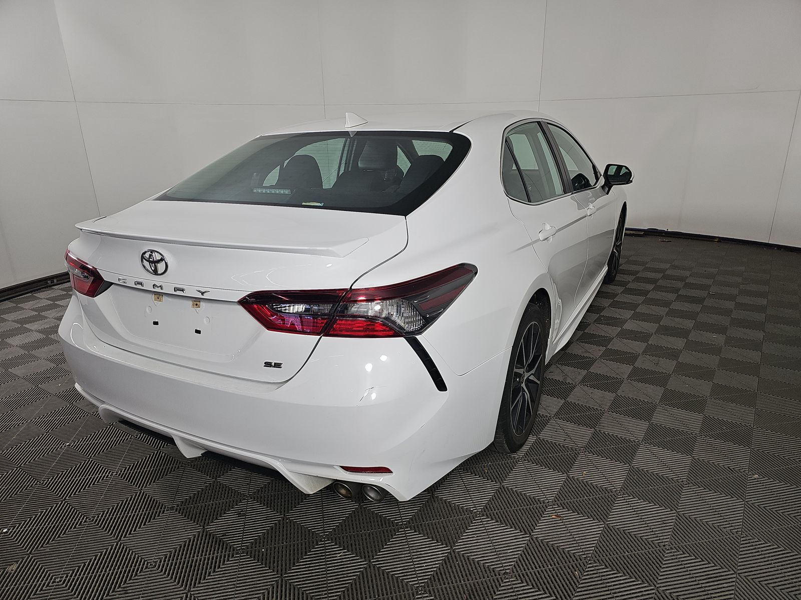 2022 Toyota Camry SE FWD