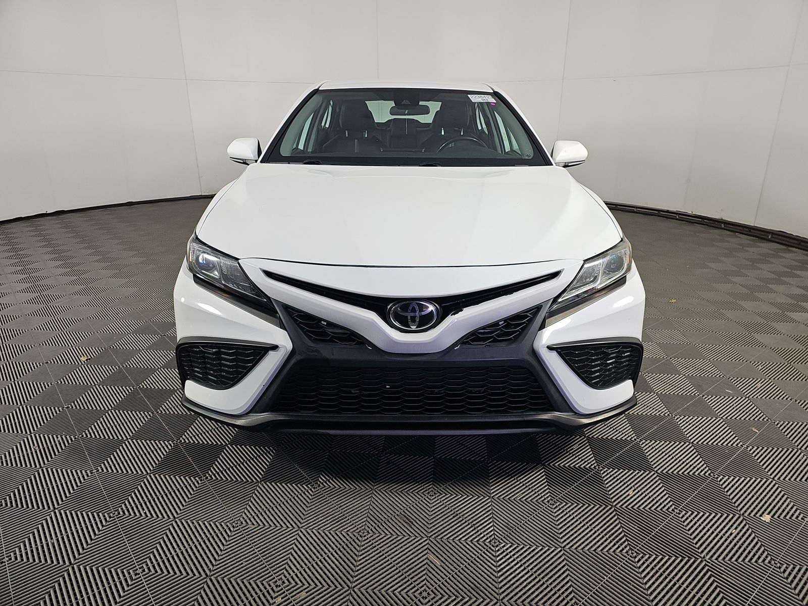 2022 Toyota Camry SE FWD