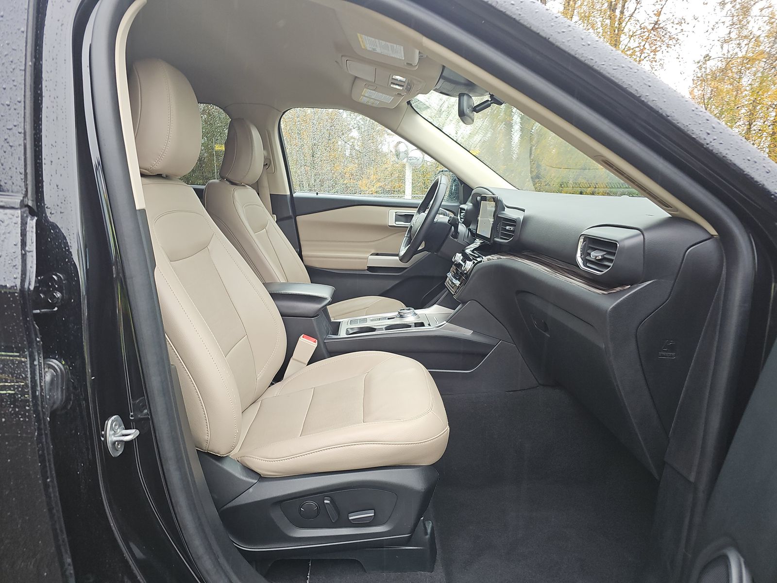 2023 Ford Explorer Limited RWD