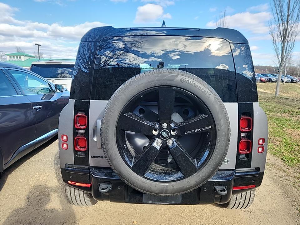 2023 Land Rover Defender 110 X-Dynamic SE AWD