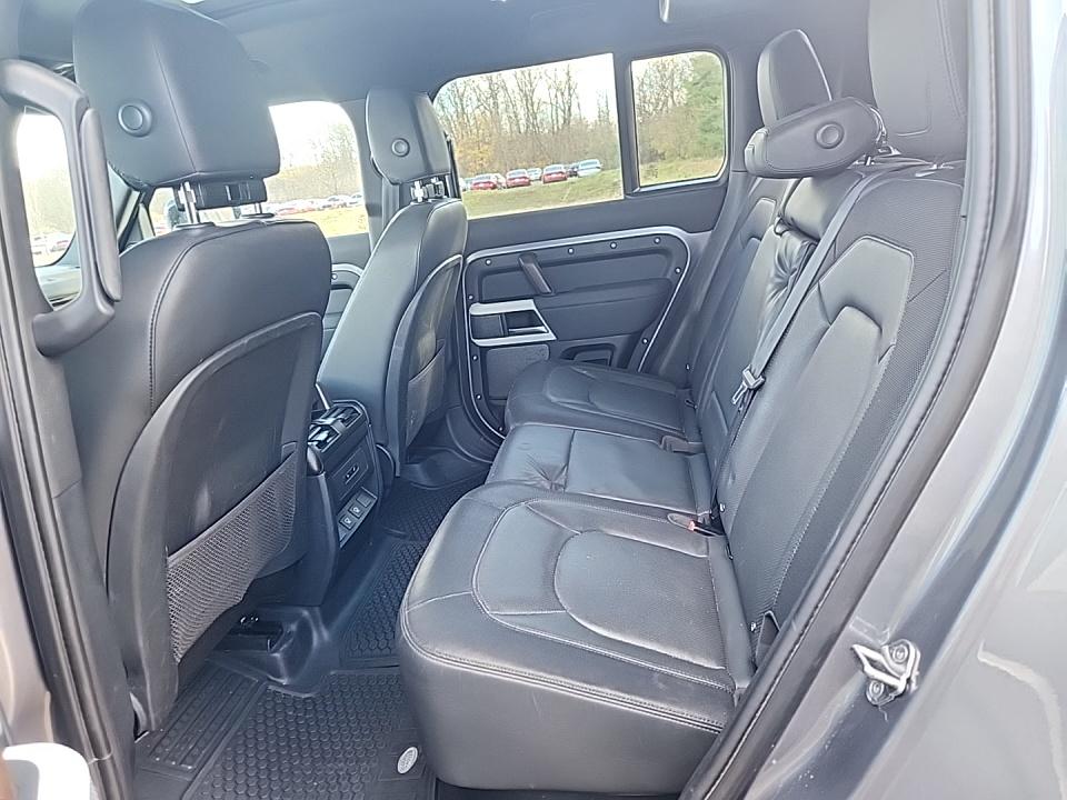 2023 Land Rover Defender 110 X-Dynamic SE AWD