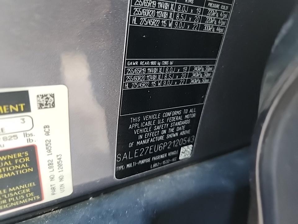 2023 Land Rover Defender 110 X-Dynamic SE AWD