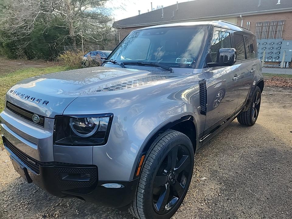 2023 Land Rover Defender 110 X-Dynamic SE AWD