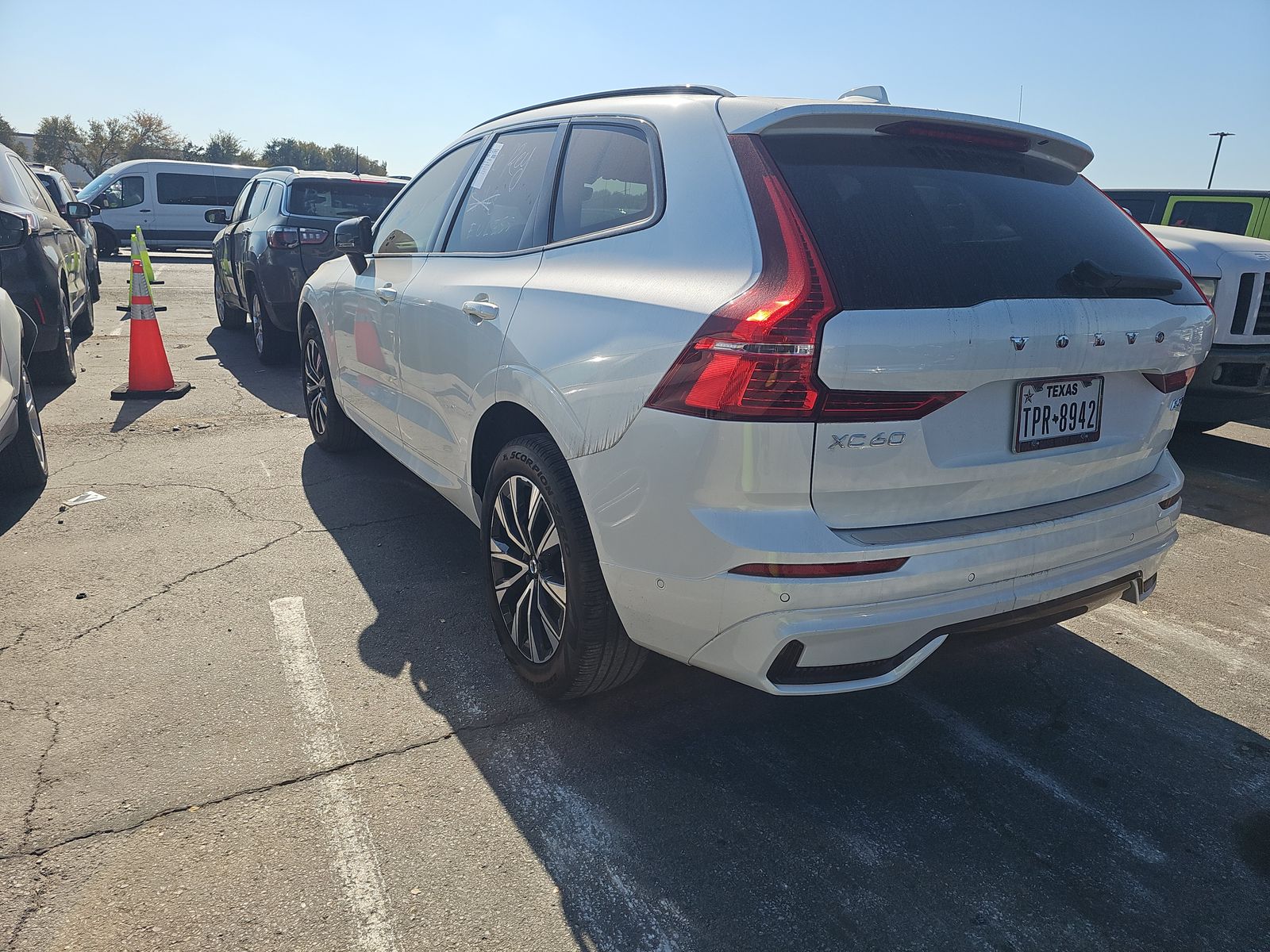 2024 Volvo XC60 B5 Plus AWD