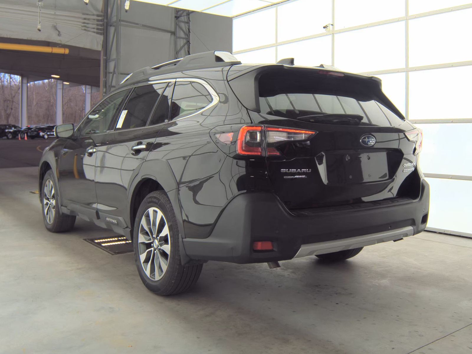 2023 Subaru Outback Touring XT AWD