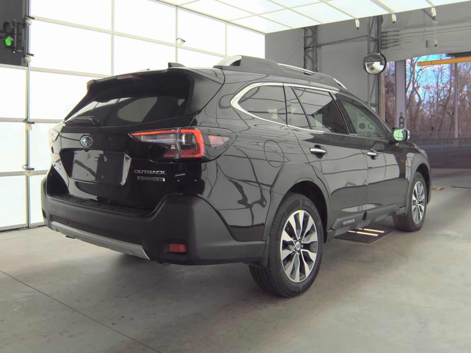 2023 Subaru Outback Touring XT AWD