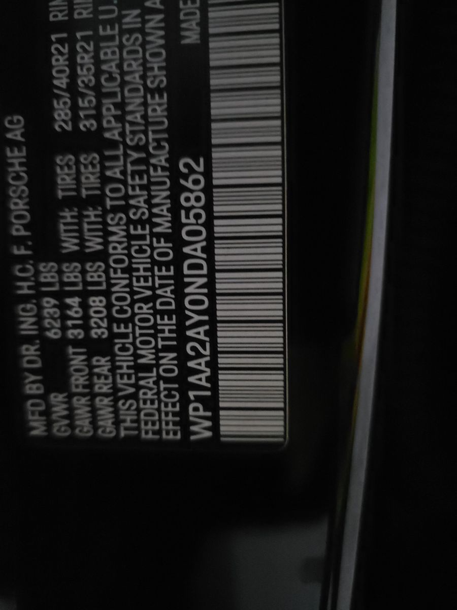 2022 Porsche Cayenne Platinum Edition AWD