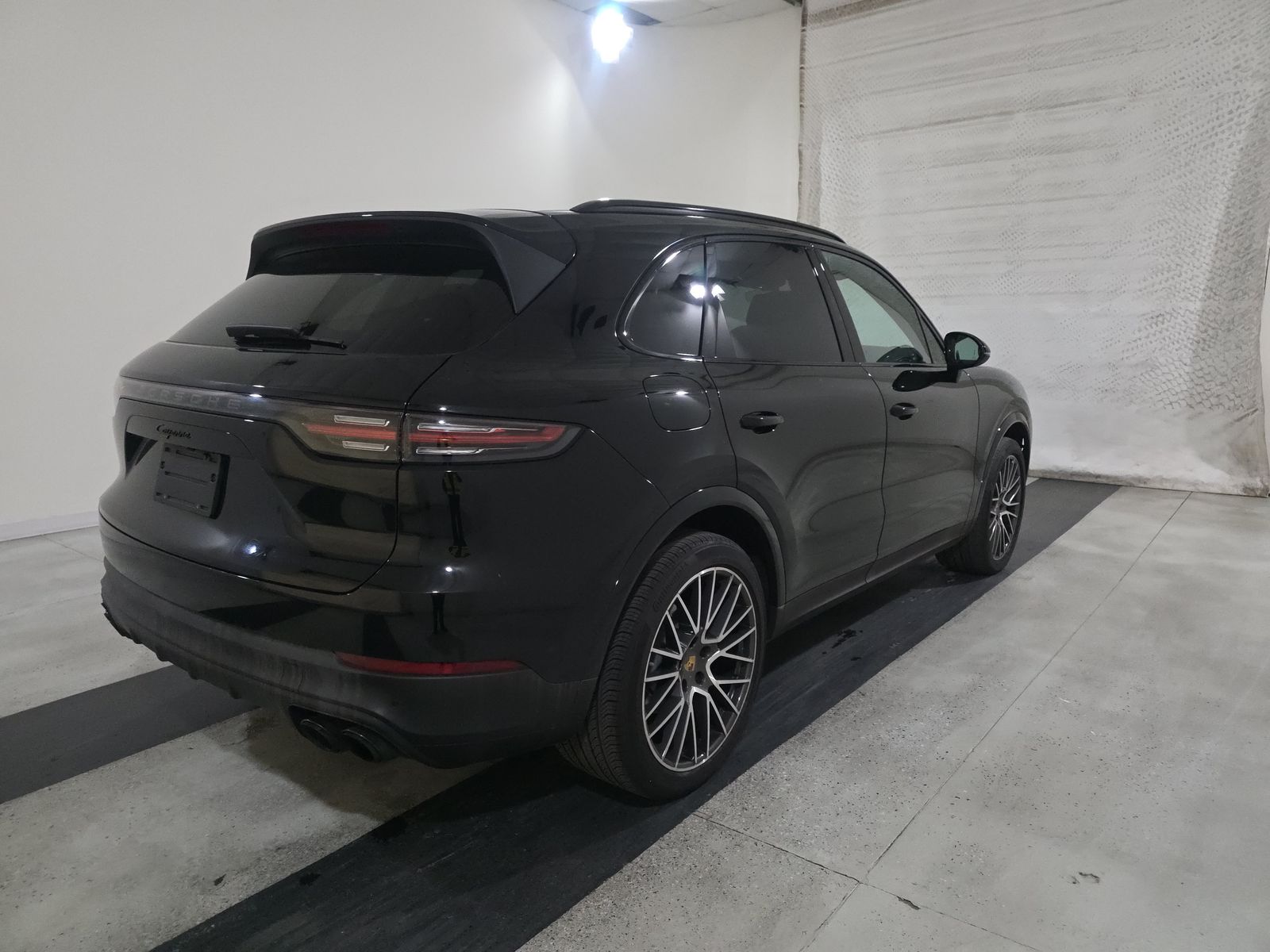 2022 Porsche Cayenne Platinum Edition AWD
