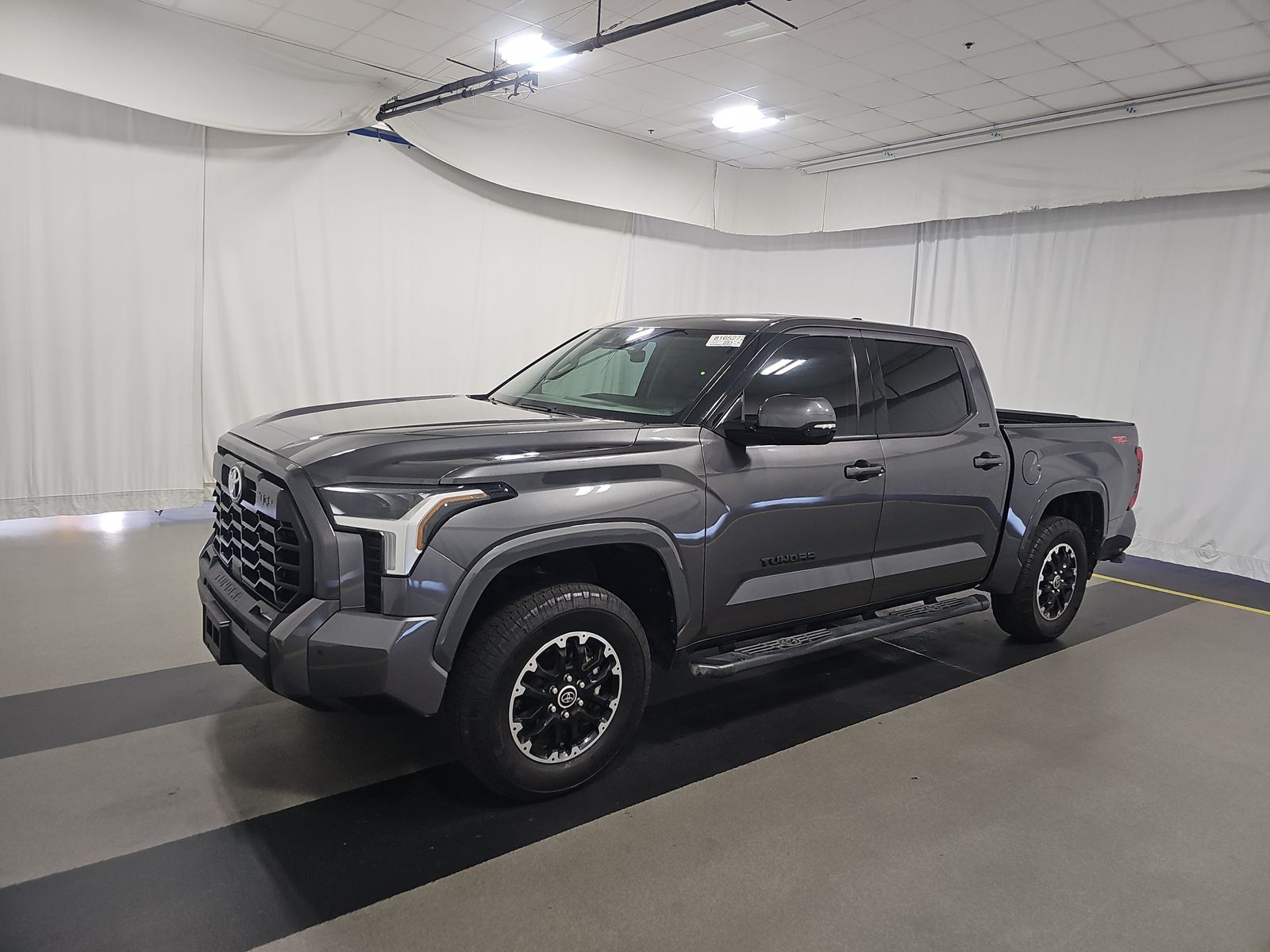 2022 Toyota Tundra SR5 AWD