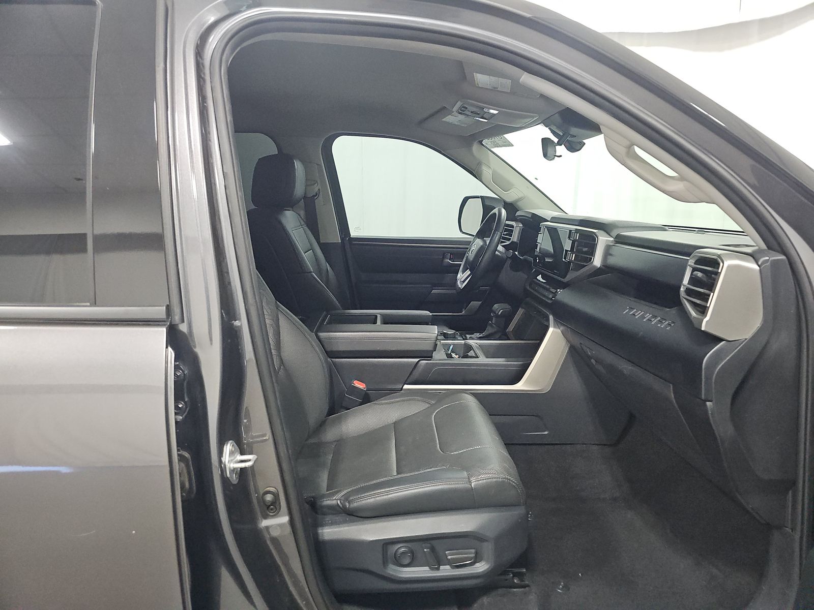 2022 Toyota Tundra SR5 AWD