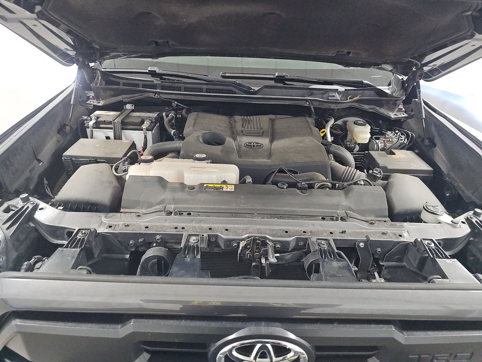 2022 Toyota Tundra SR5 AWD