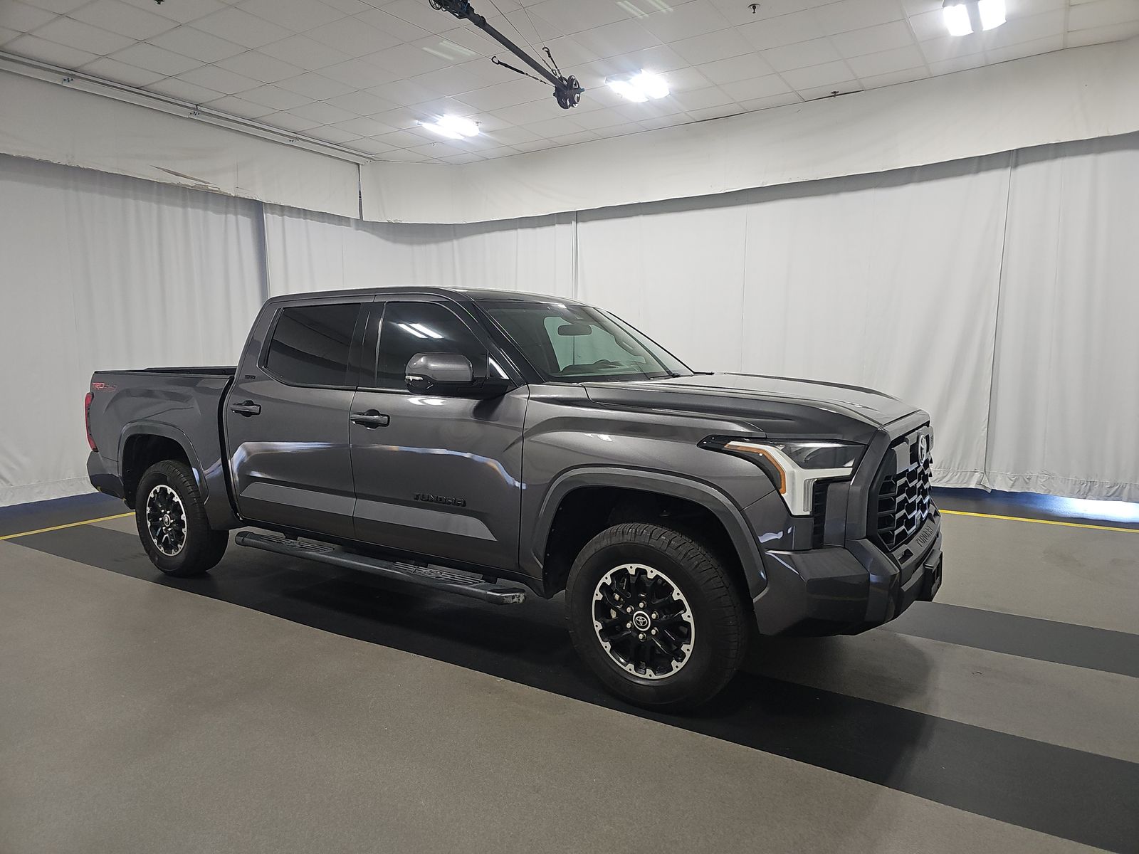 2022 Toyota Tundra SR5 AWD