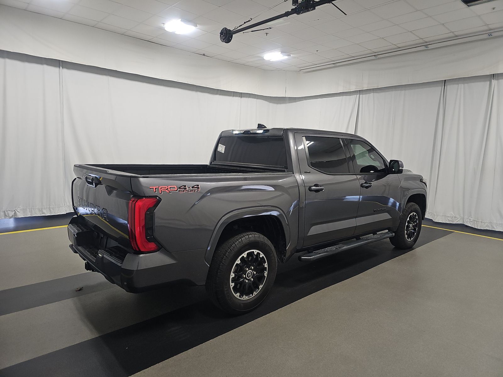 2022 Toyota Tundra SR5 AWD