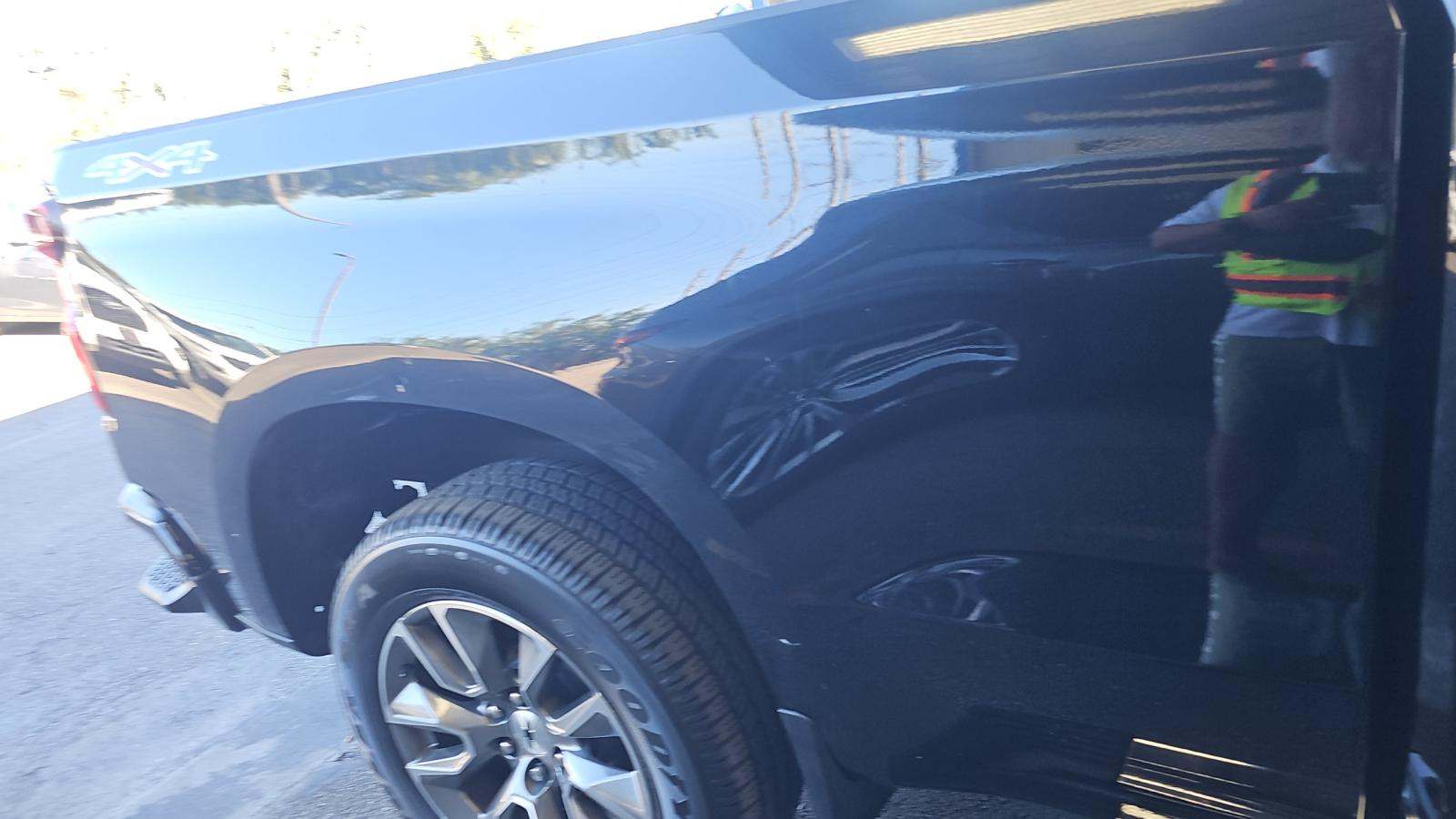 2022 Chevrolet Silverado 1500 RST AWD