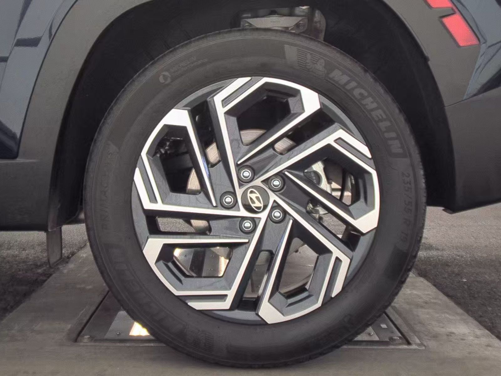 2025 Hyundai Tucson Hybrid Limited AWD