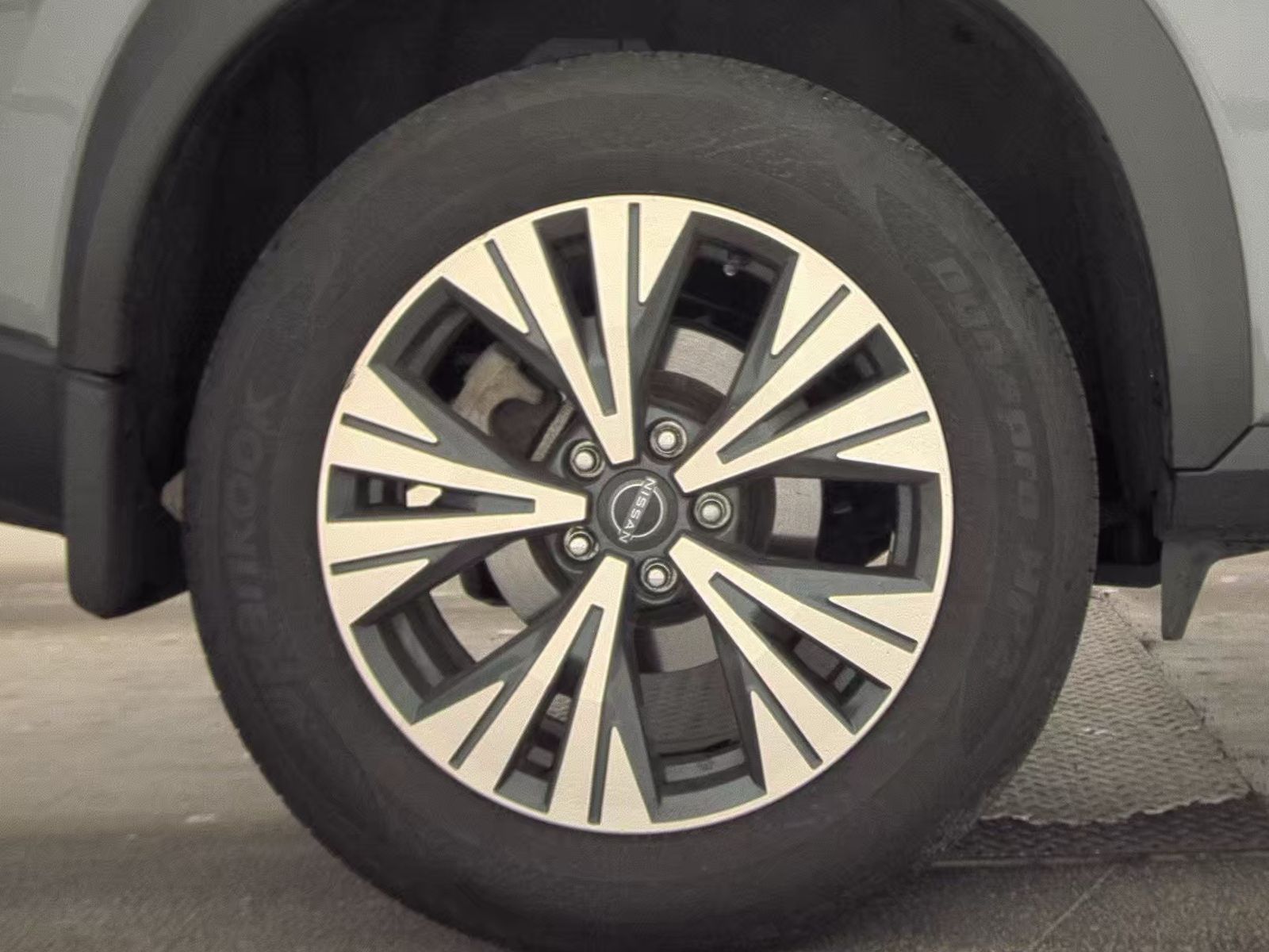 2023 Nissan Rogue SV AWD