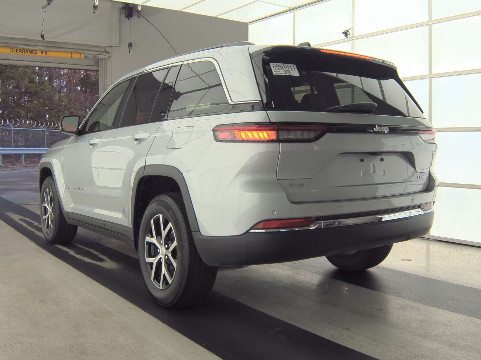 2025 Jeep Grand Cherokee Limited AWD