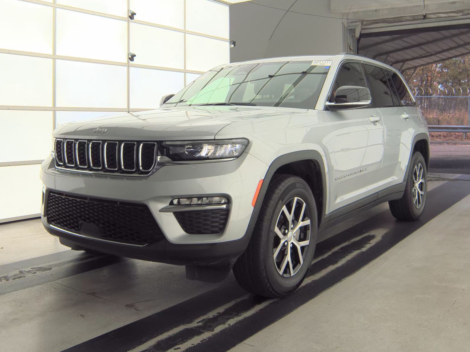 2025 Jeep Grand Cherokee Limited AWD