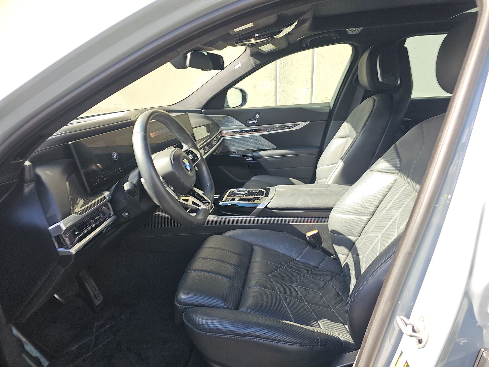 2023 BMW 7 Series 760i xDrive AWD