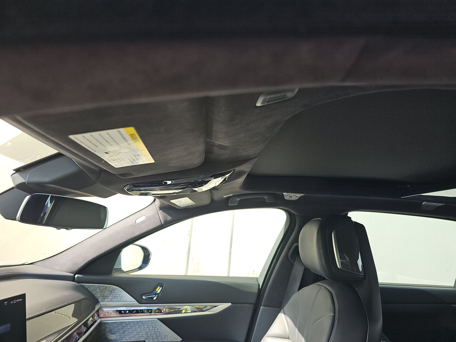 2023 BMW 7 Series 760i xDrive AWD