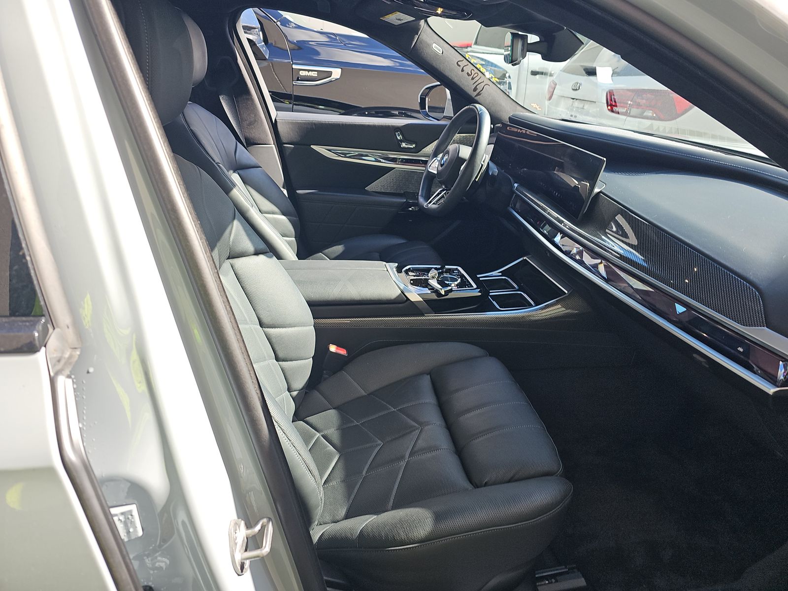 2023 BMW 7 Series 760i xDrive AWD