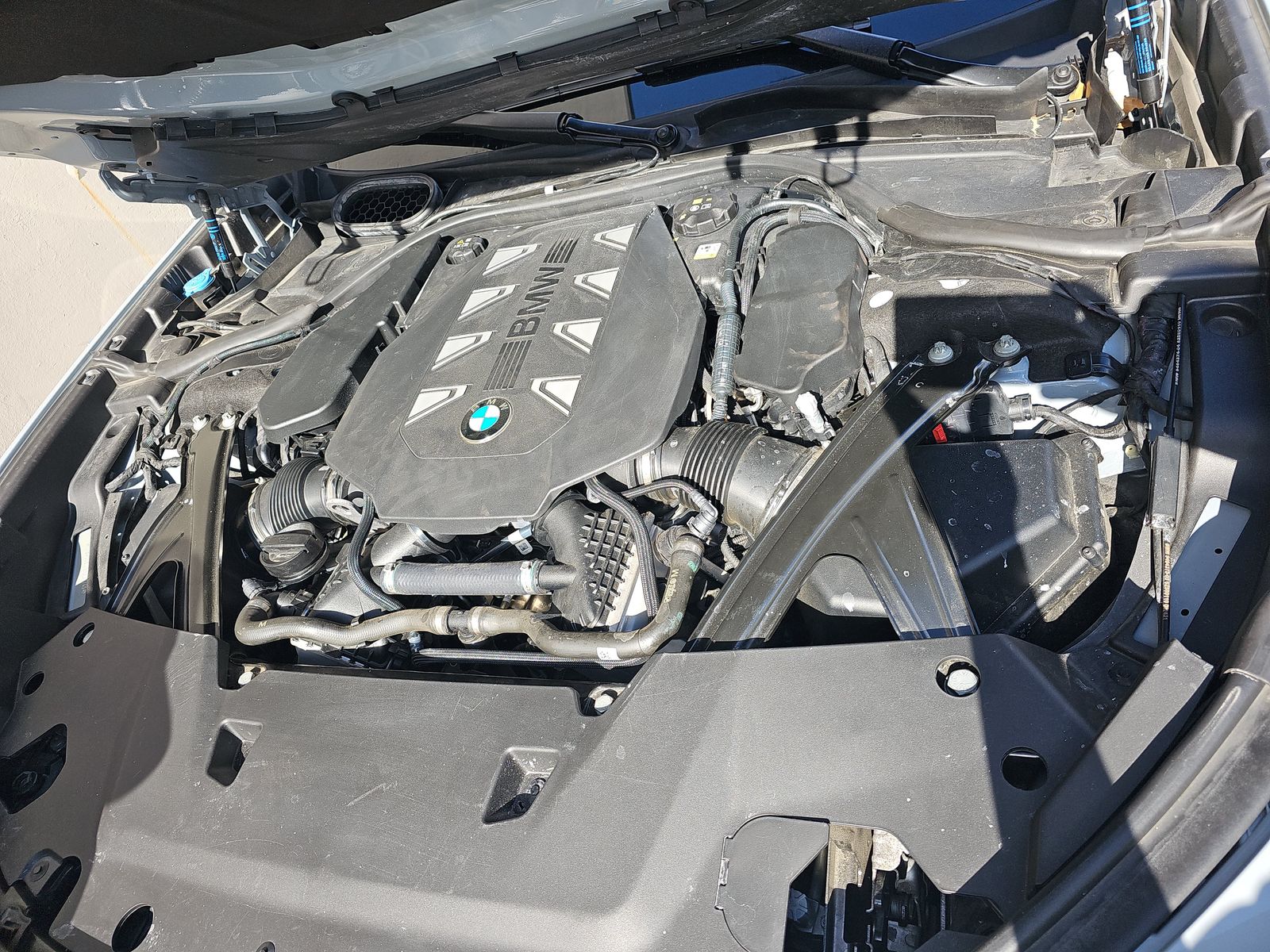 2023 BMW 7 Series 760i xDrive AWD