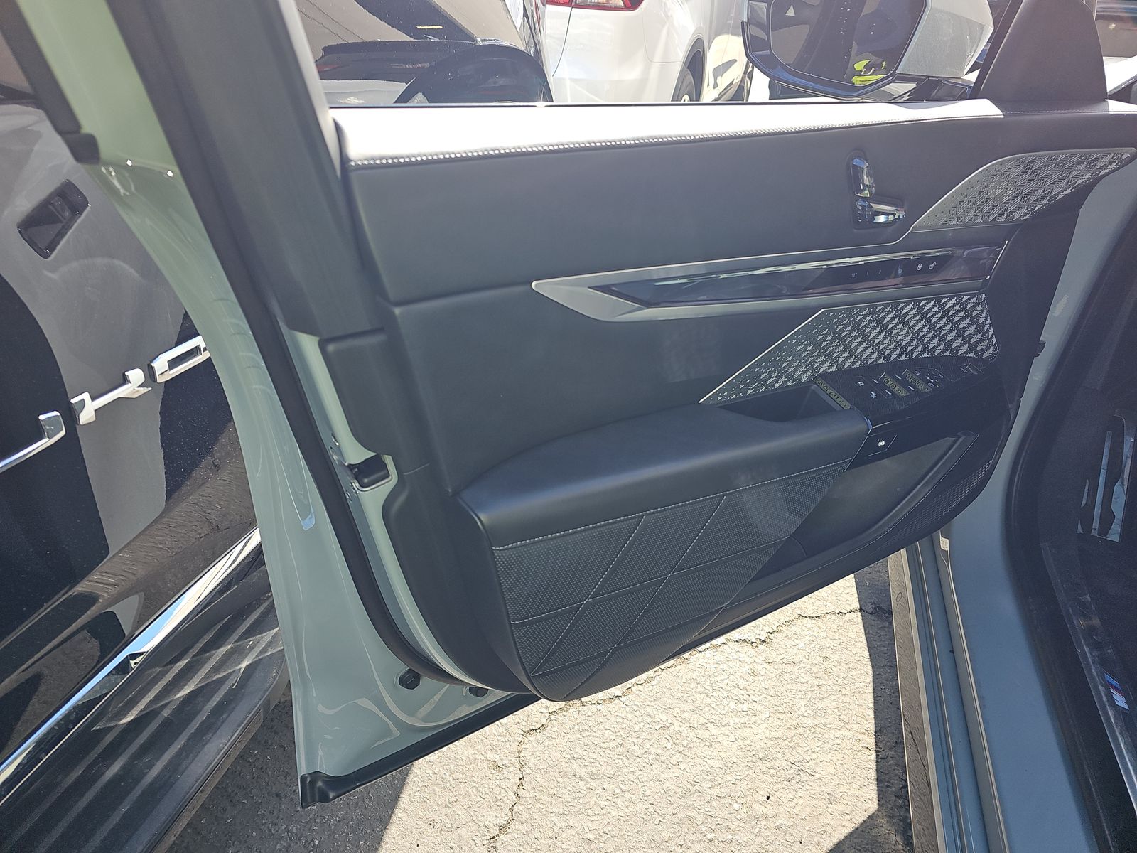 2023 BMW 7 Series 760i xDrive AWD