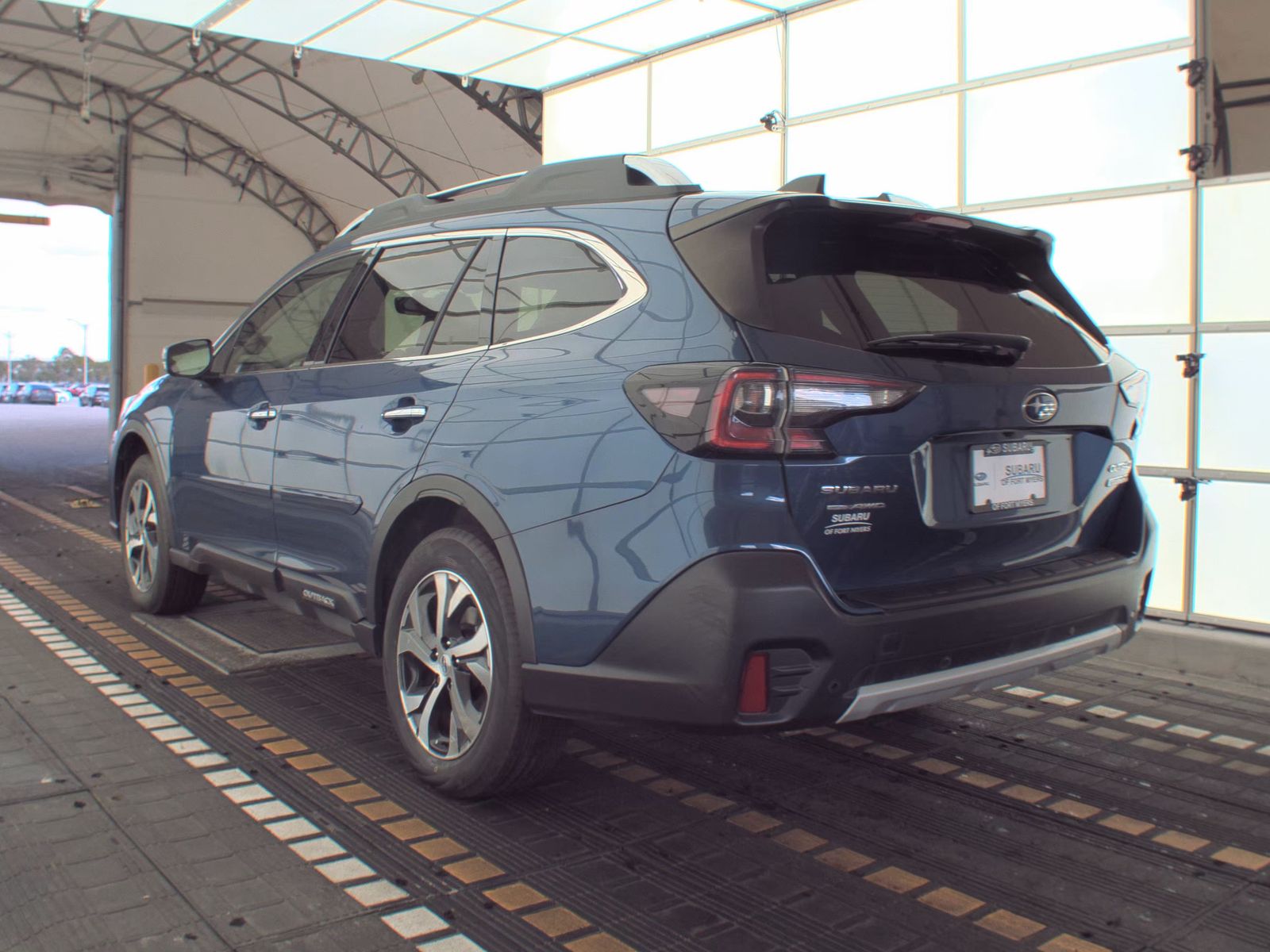 2022 Subaru Outback Touring XT AWD