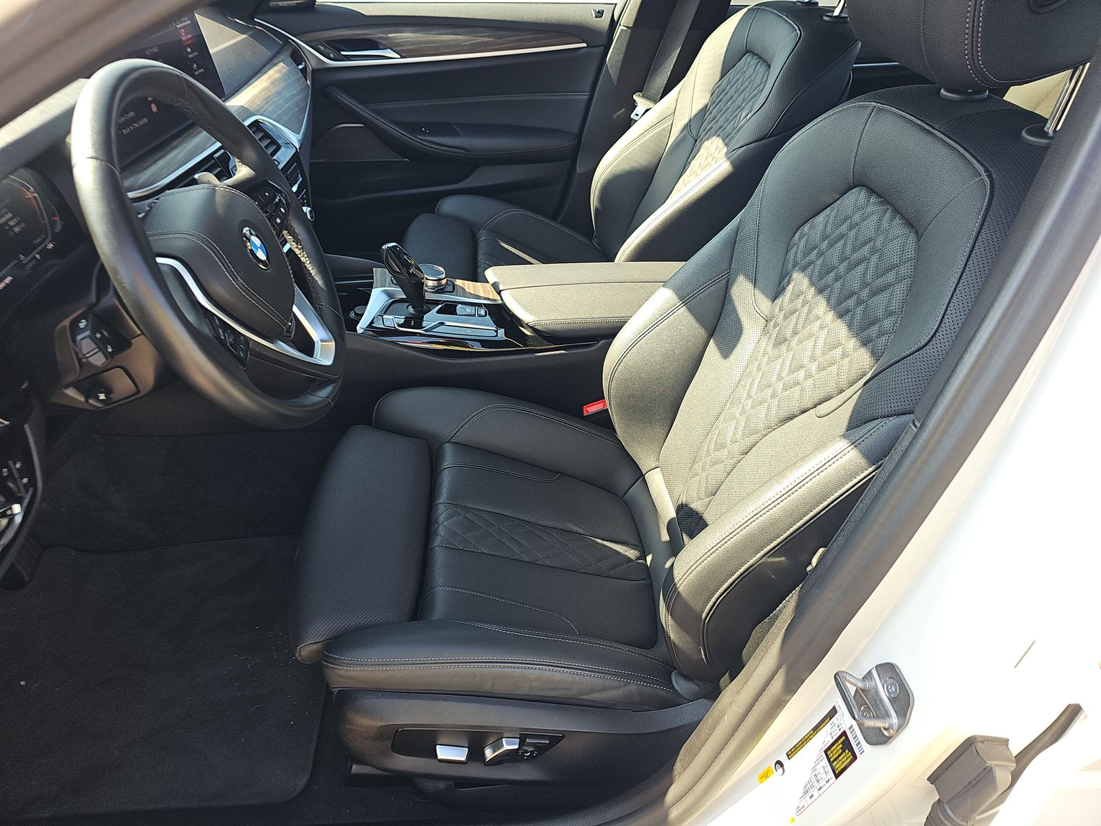 2023 BMW 5 Series 540i RWD