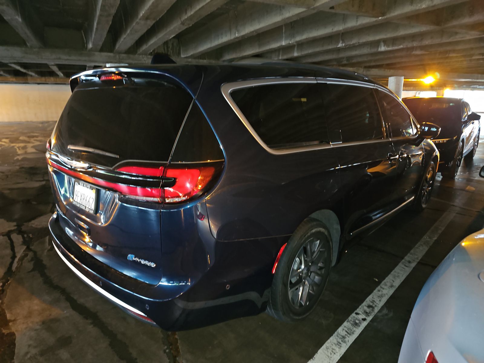 2022 Chrysler Pacifica Hybrid Pinnacle FWD