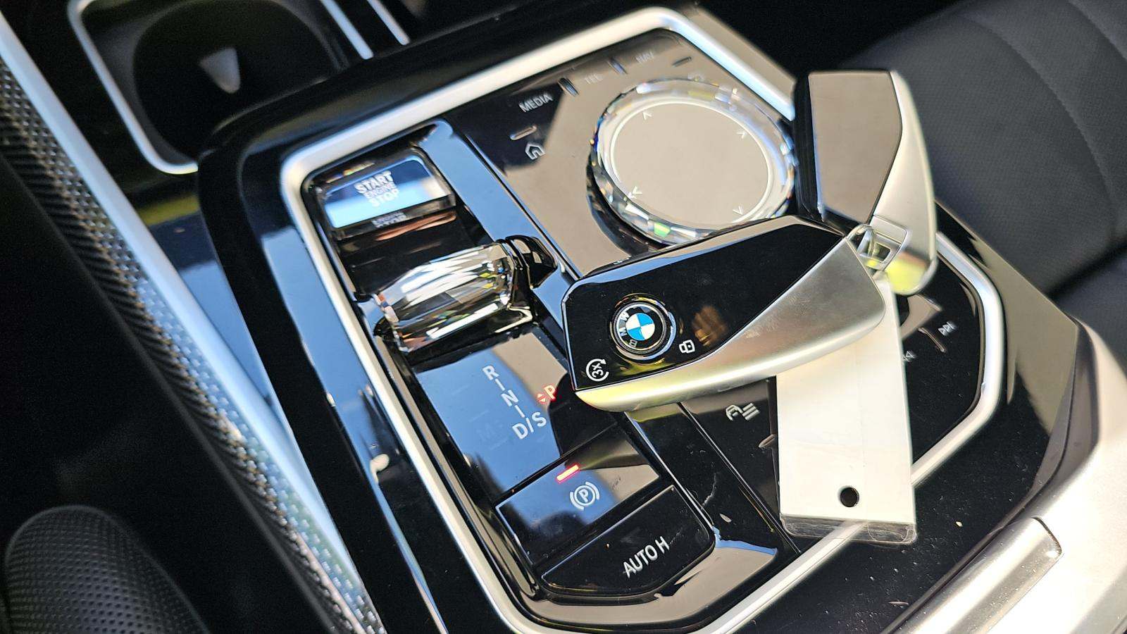 2023 BMW 7 Series 760i xDrive AWD