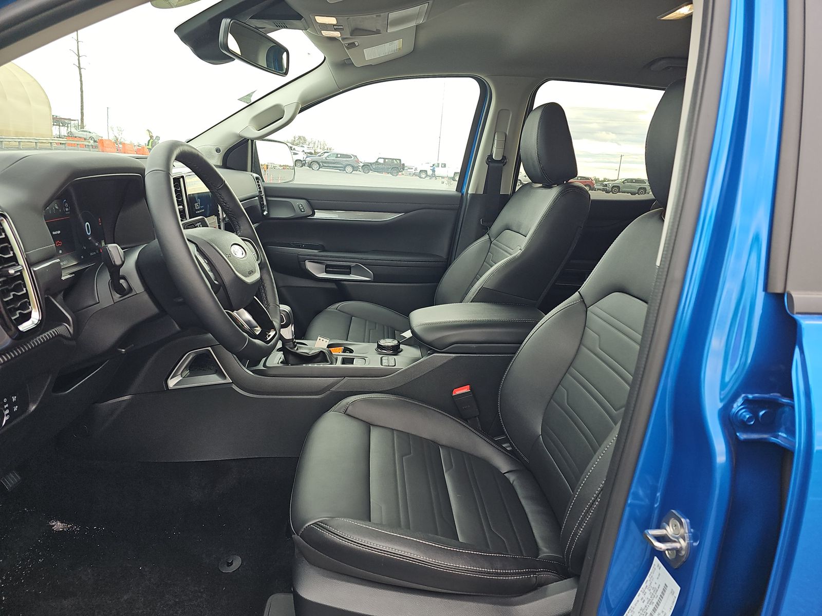 2025 Ford Ranger LARIAT AWD