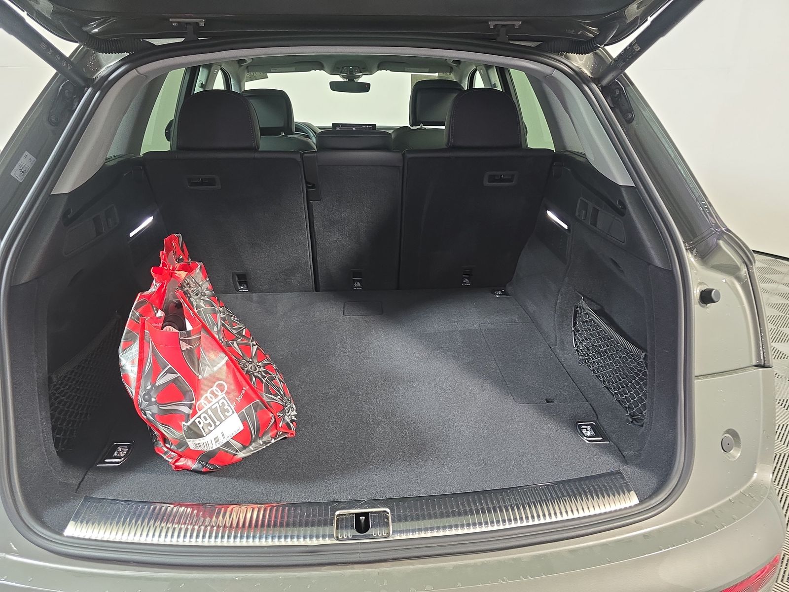 2024 Audi Q5 e Plug-In Hybrid S line Premium Plus AWD