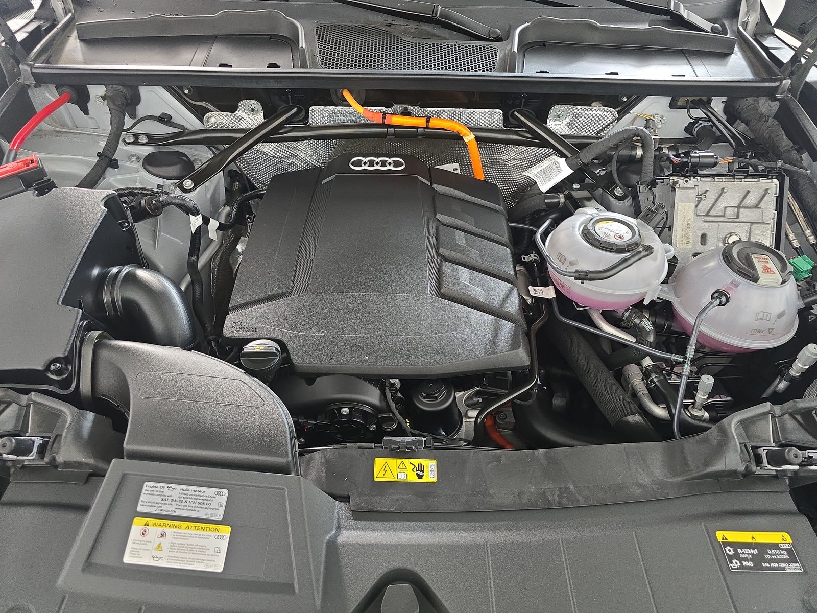 2024 Audi Q5 e Plug-In Hybrid S line Premium Plus AWD