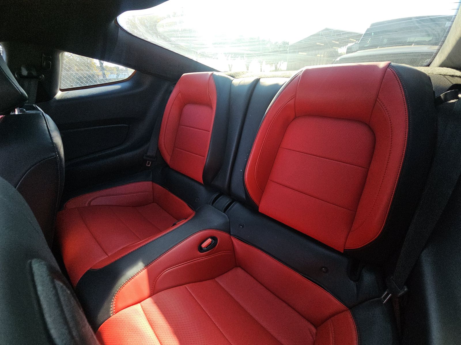 2022 Ford Mustang EcoBoost Premium RWD