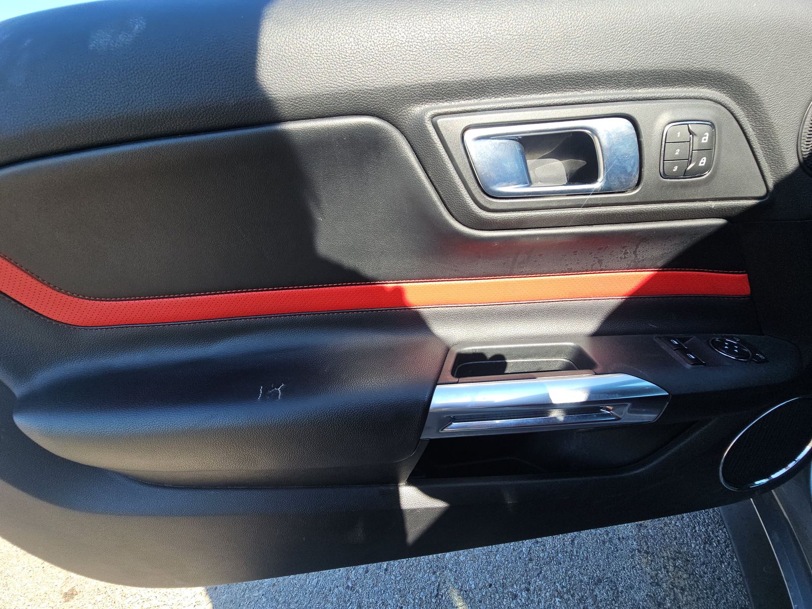 2022 Ford Mustang EcoBoost Premium RWD