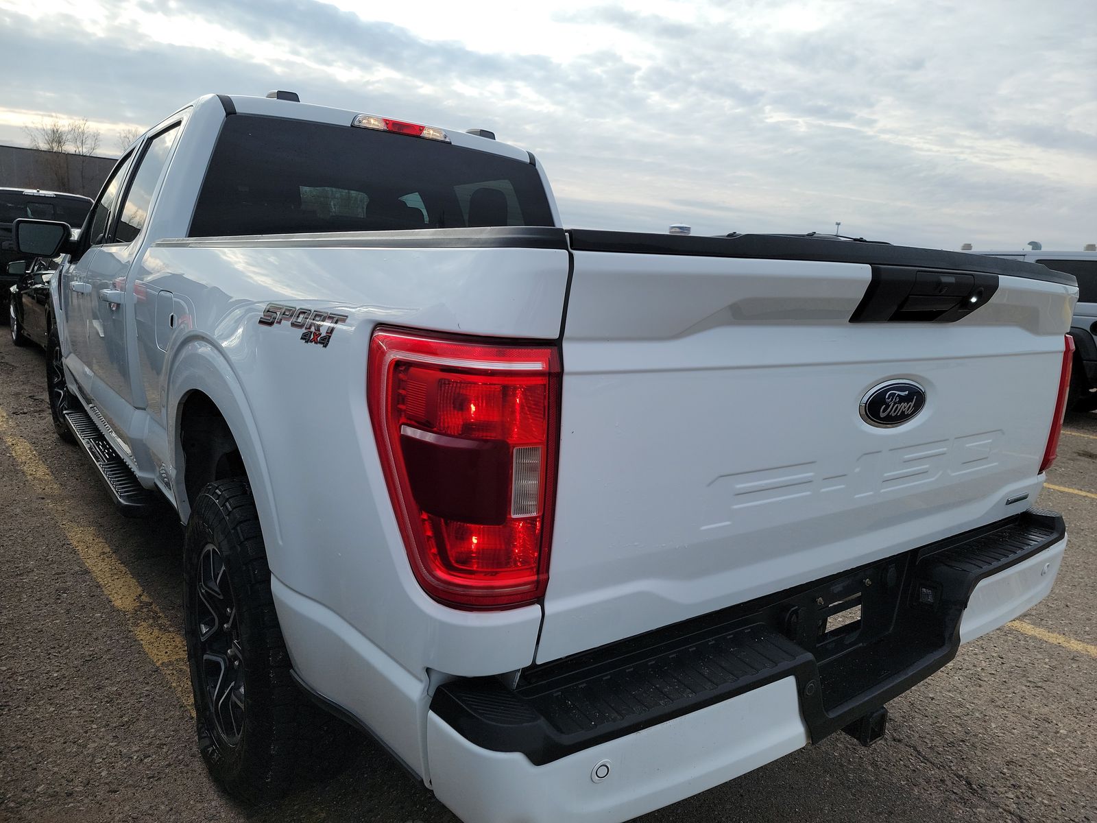 2023 Ford F-150 XLT AWD