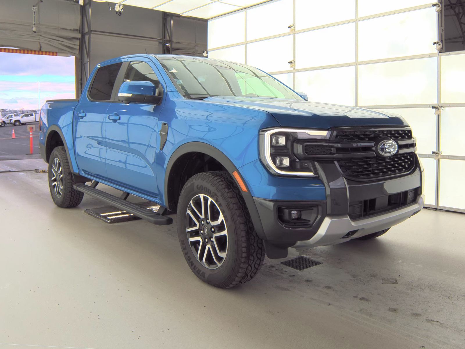 2025 Ford Ranger LARIAT AWD