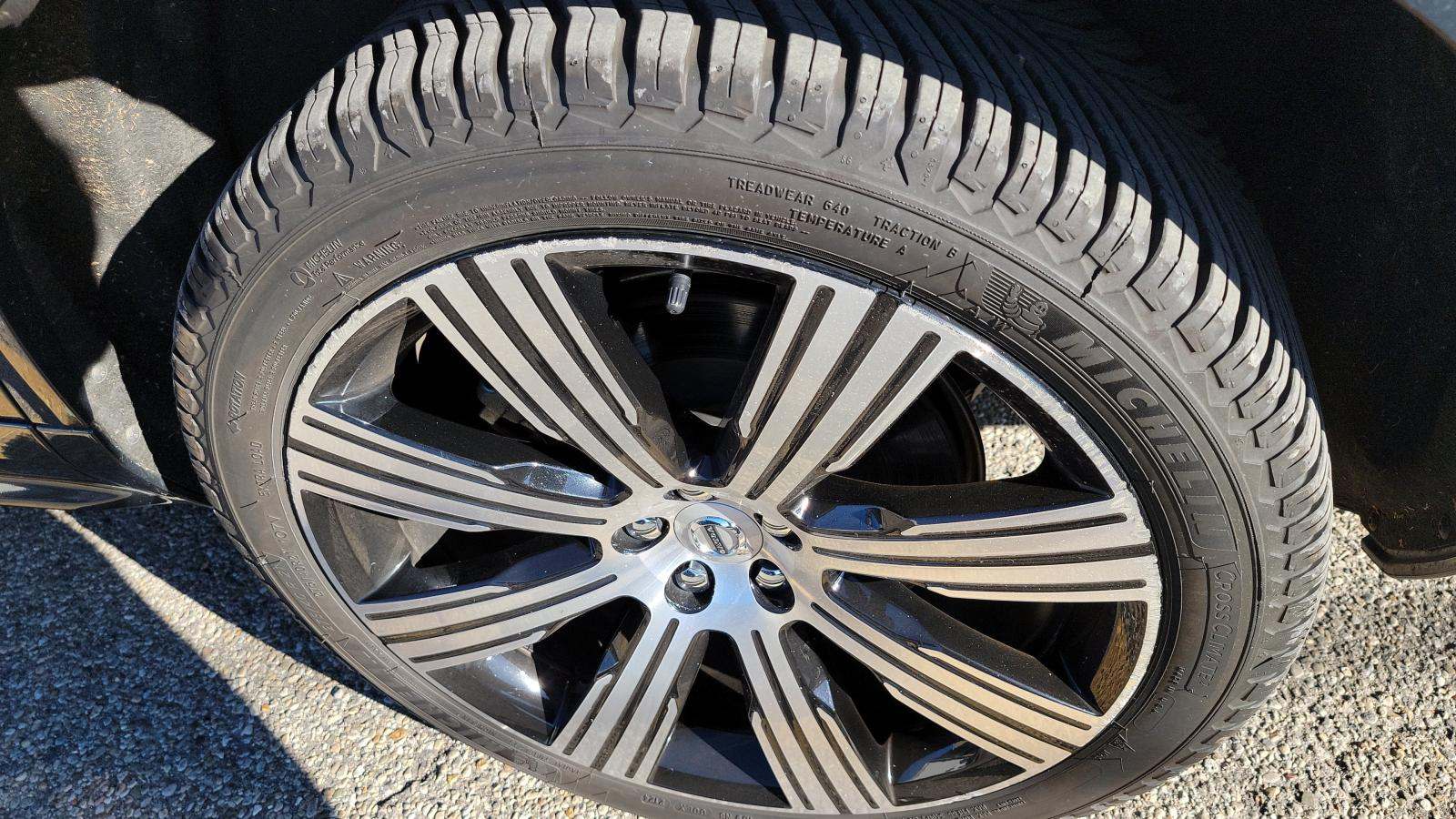 2021 Volvo XC90 Recharge T8 Inscription AWD