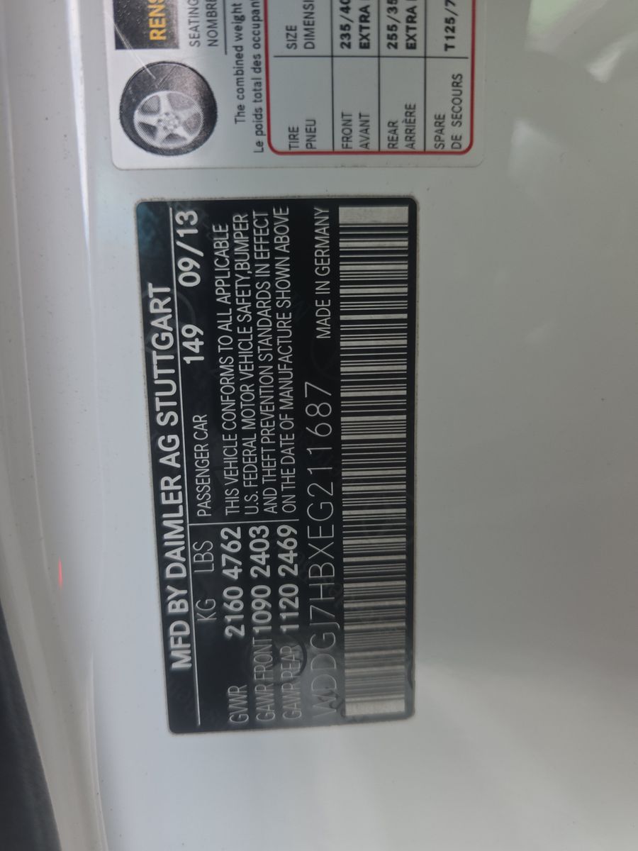 2014 Mercedes-Benz C-Class AMG C 63 RWD