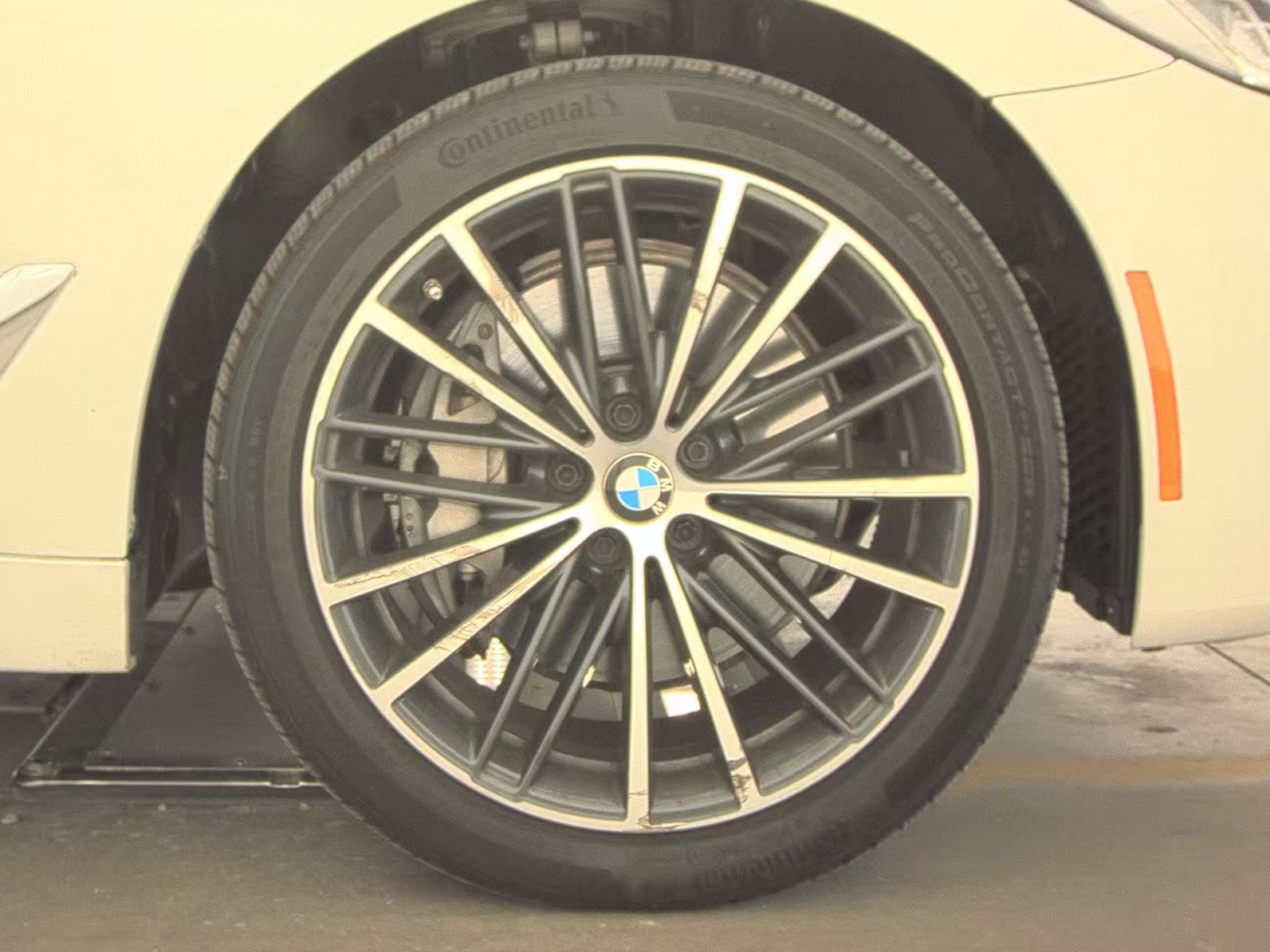 2023 BMW 5 Series 540i RWD