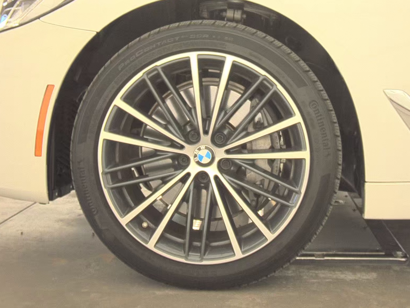 2023 BMW 5 Series 540i RWD