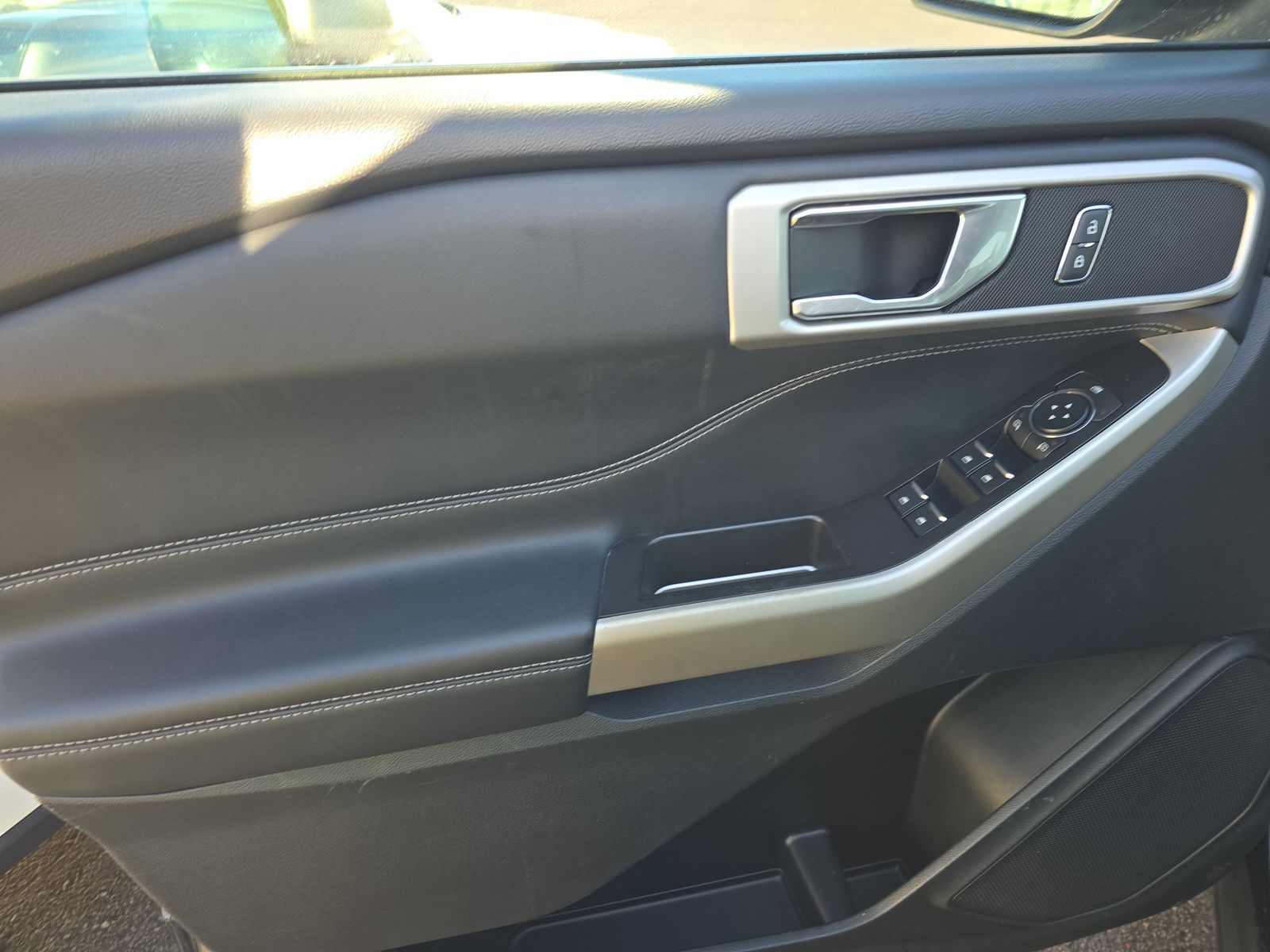 2022 Ford Explorer XLT AWD