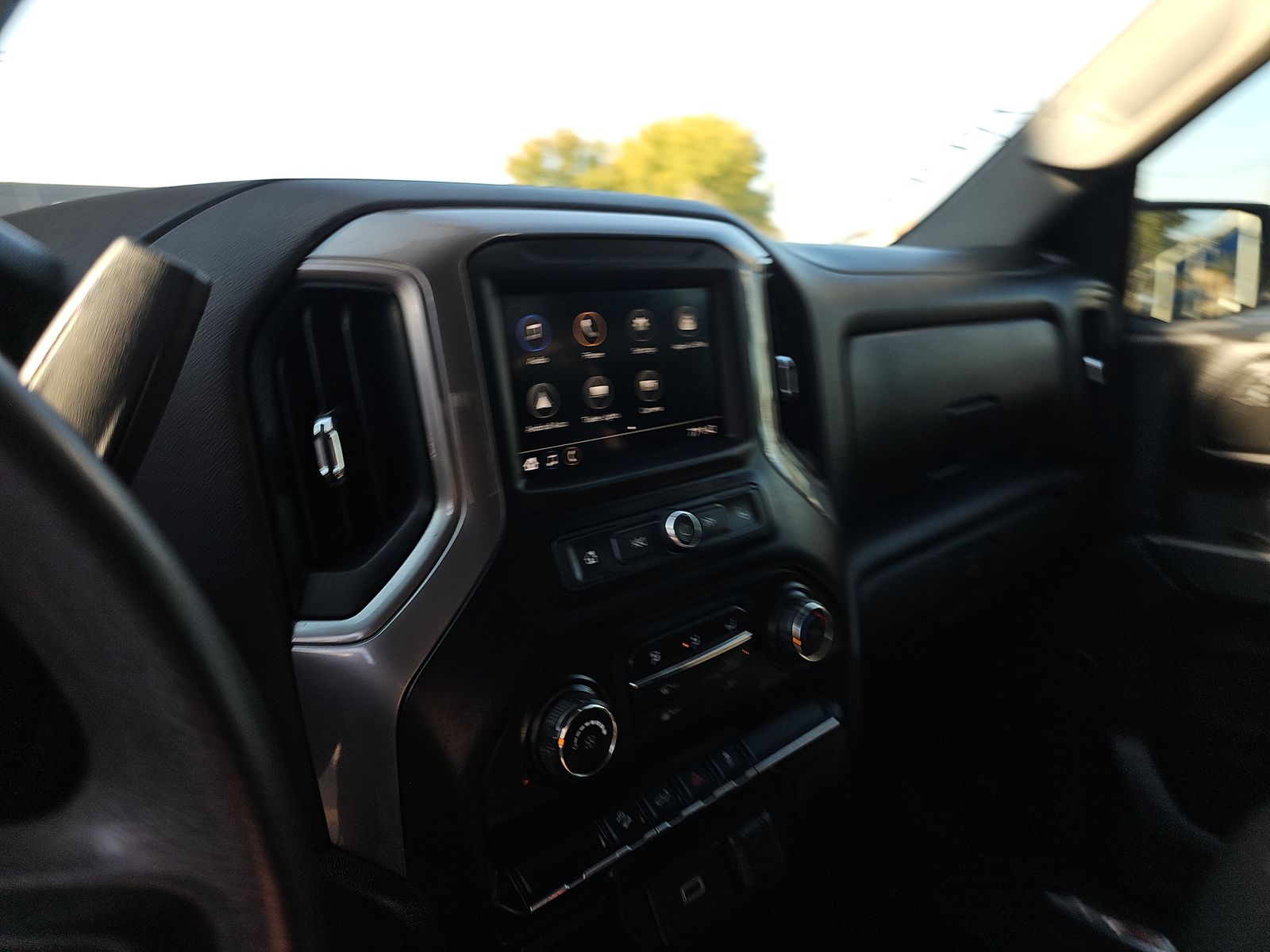 2020 Chevrolet Silverado 1500 Custom Trail Boss AWD