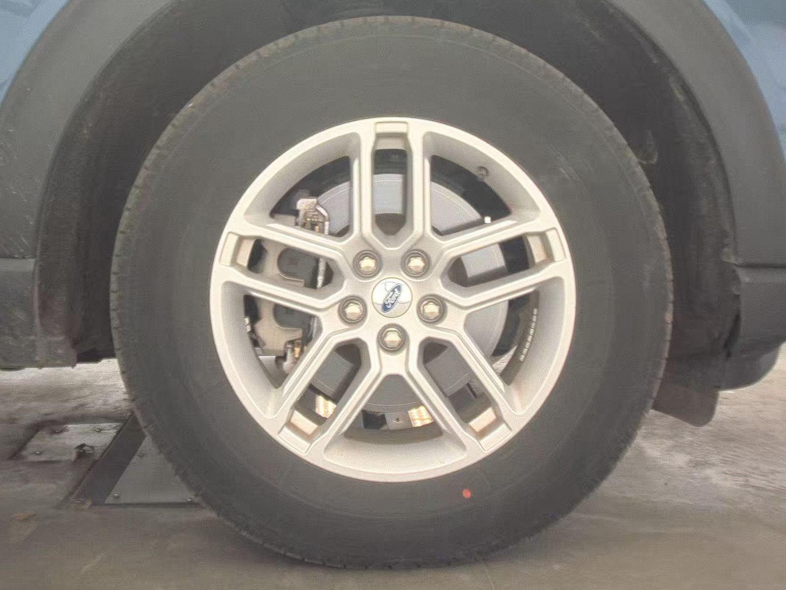 2025 Ford Explorer Active AWD