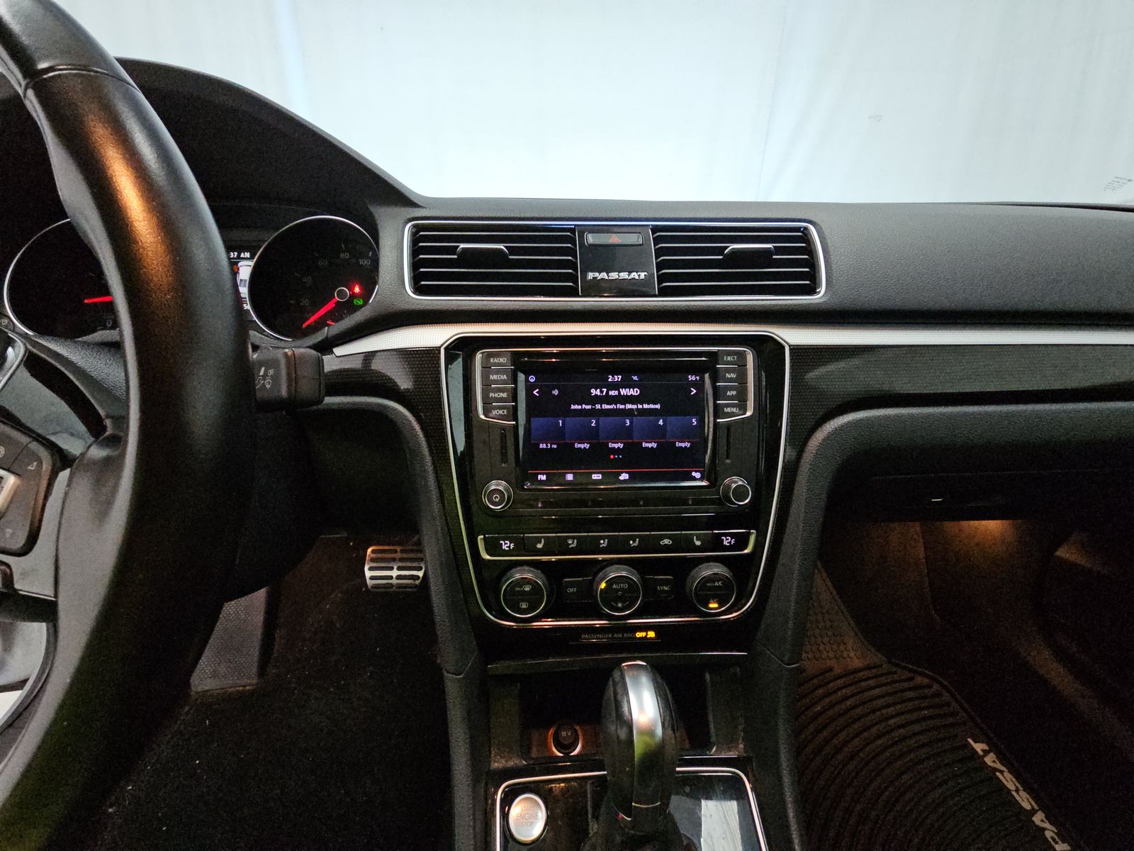 2019 Volkswagen Passat 2.0T SE R-Line FWD